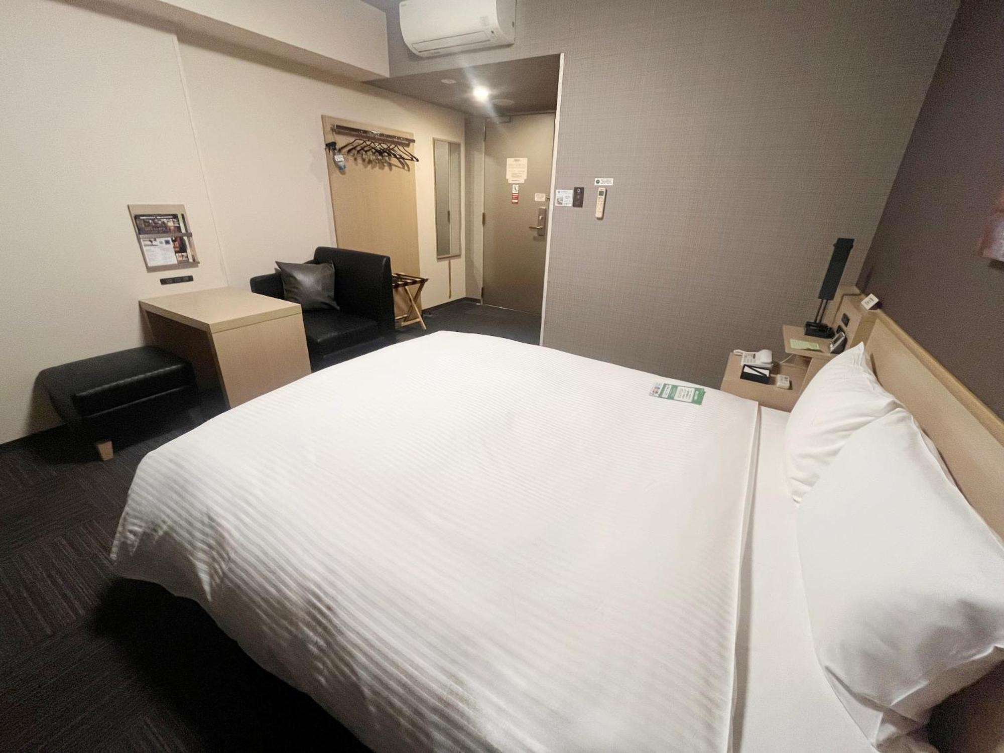 ​Hotel Route-Inn Ube​ Buitenkant foto